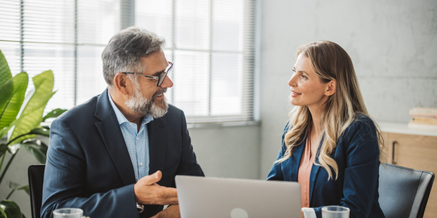 What to Consider When Choosing an AR Network